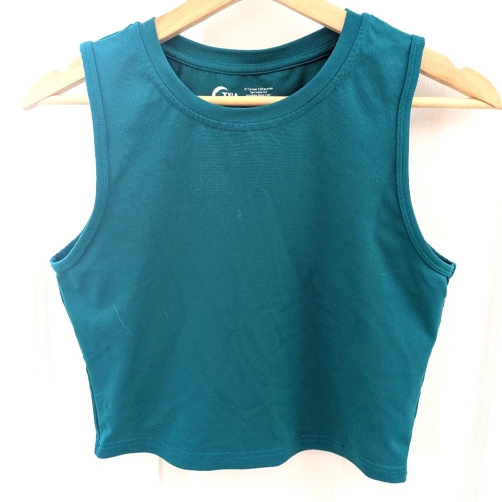 Zyia cropped tank